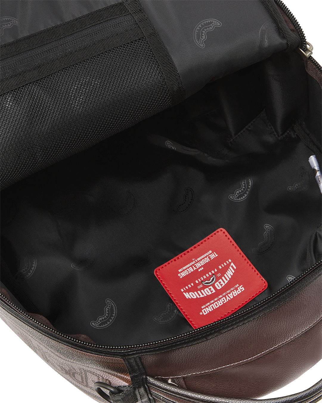 HERSHEY?S SHARK BITE BACKPACK