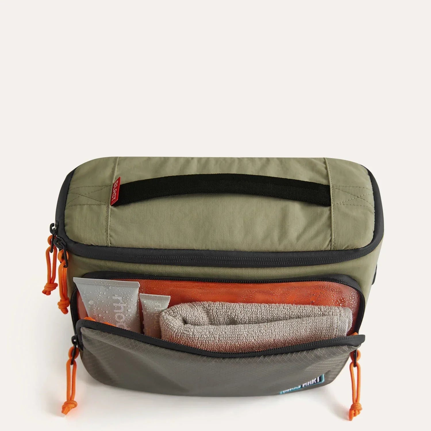 Blast 4.5L Hanging Toiletry Bag