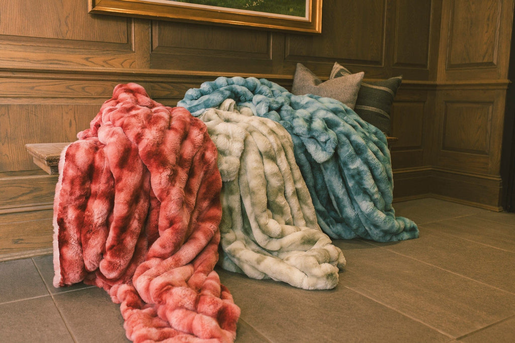 Extreme Ultra Cloud Caribbean Holiday Blanket