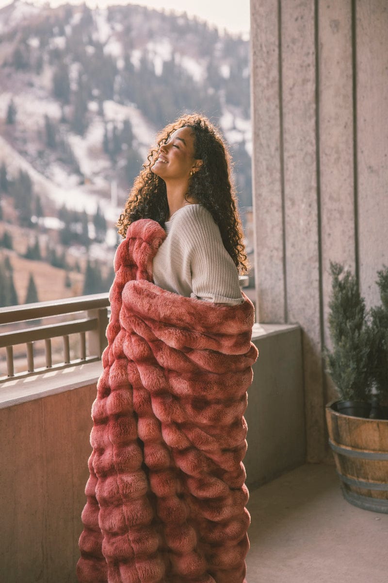 Extreme Ultra Cloud Red Pear Blanket