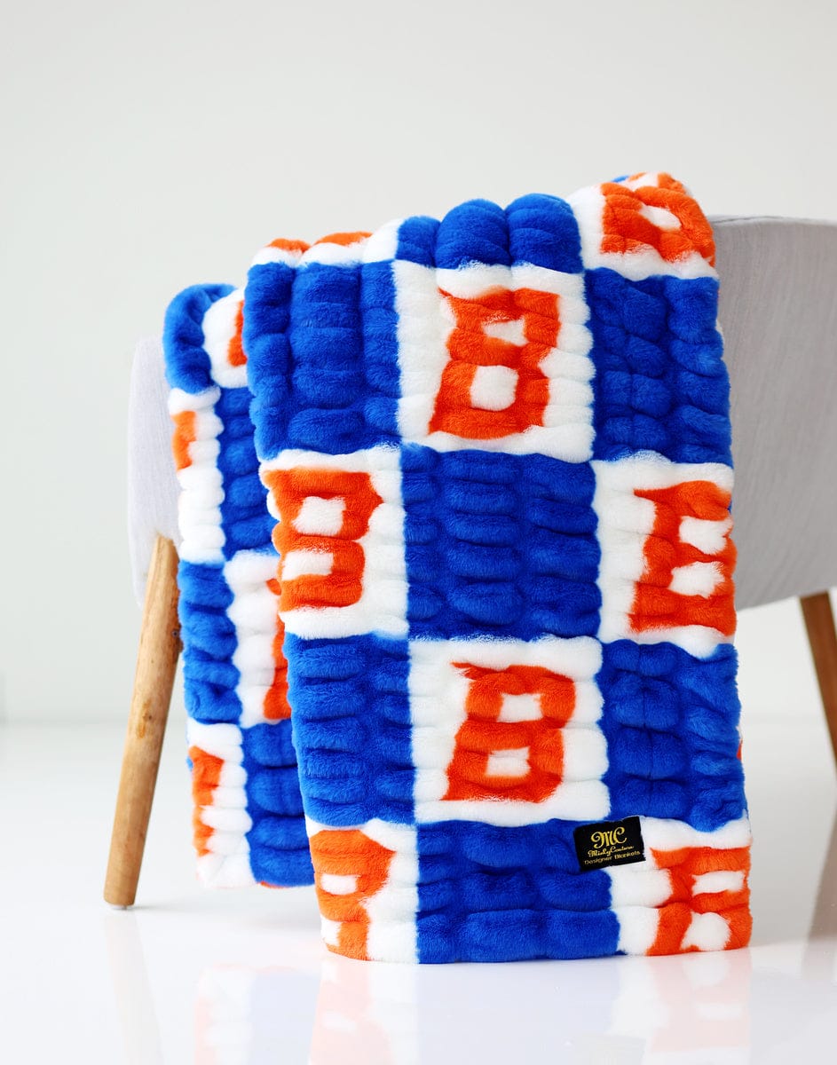 Boise State Broncos Blanket - Hugs