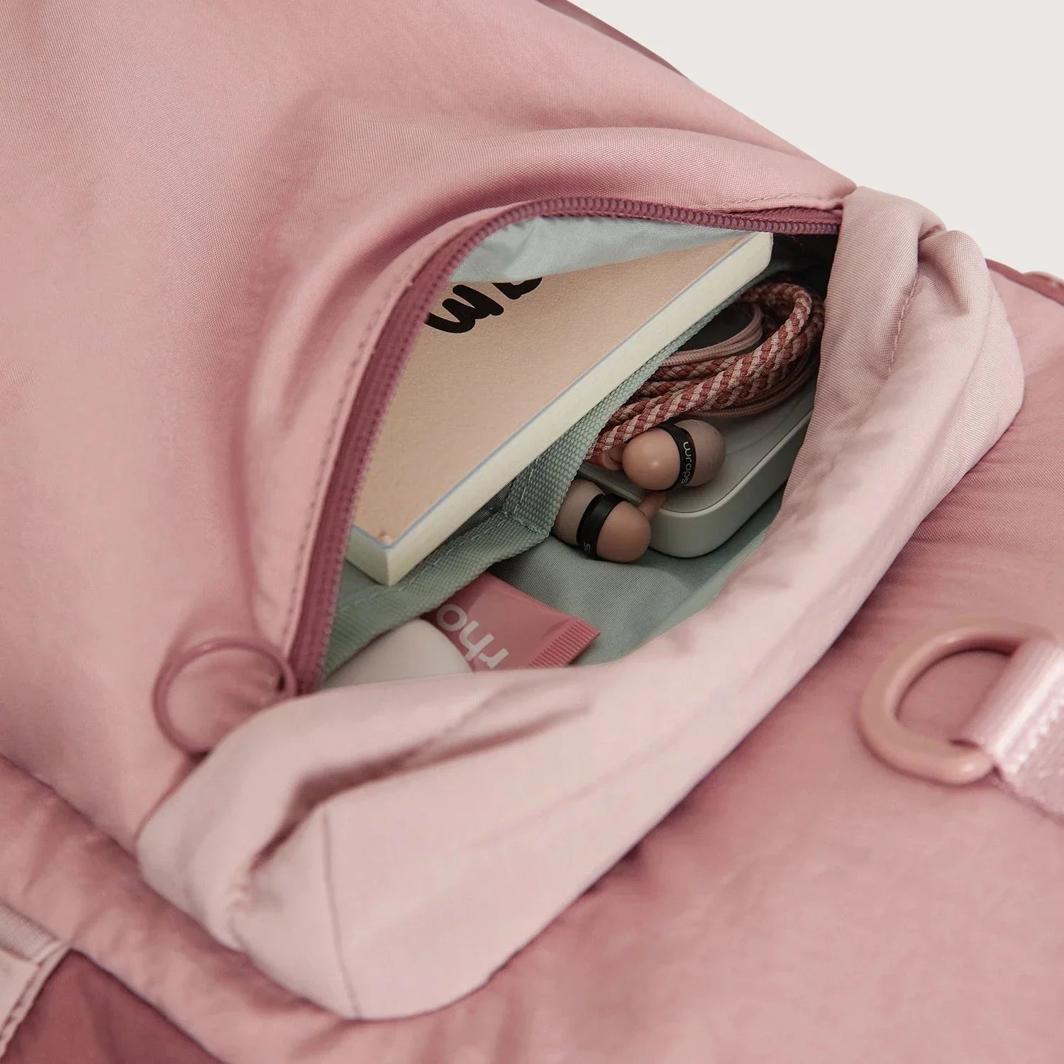 (FREE GIFT)Crush 18L Backpack