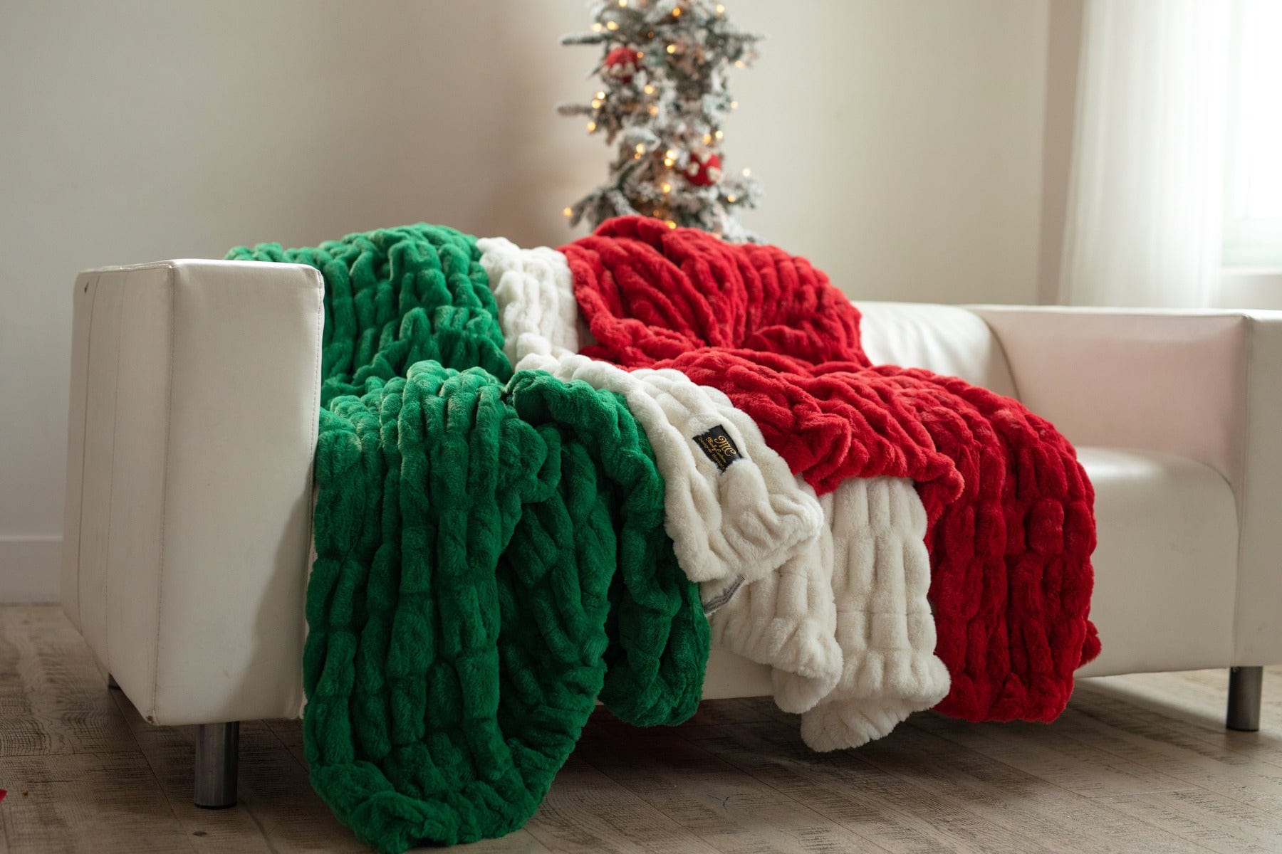 Hugs Green Blanket