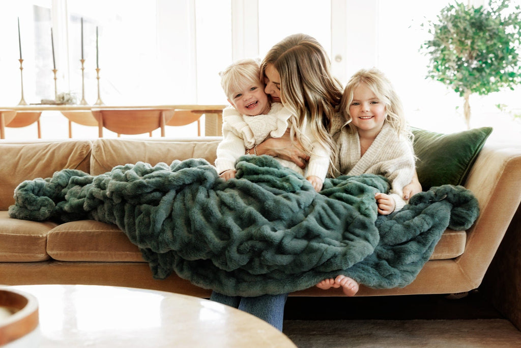 Hugs Spruce Blanket