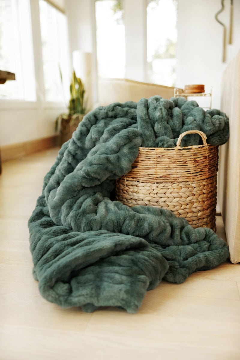 Hugs Spruce Blanket