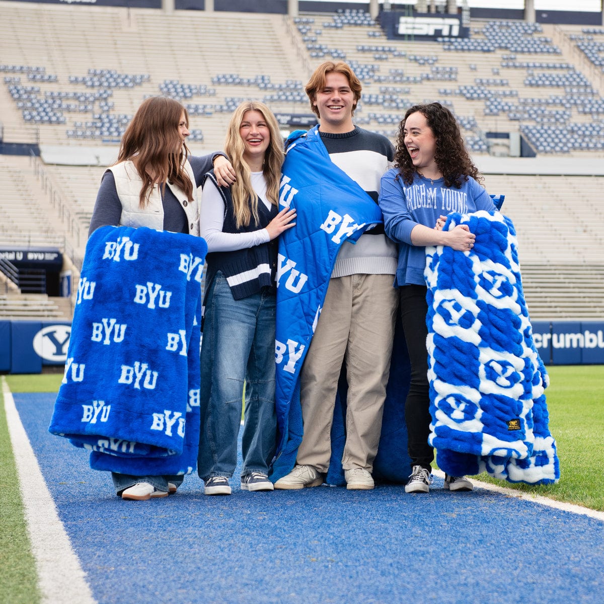 BYU Cougars Blanket - Hugs