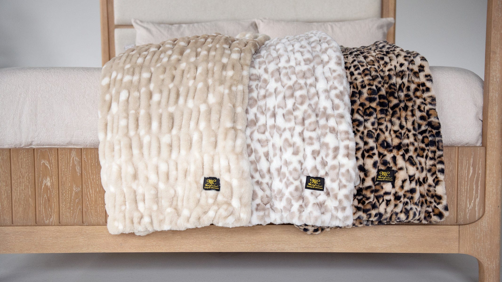 Hugs Golden Leopard Blanket