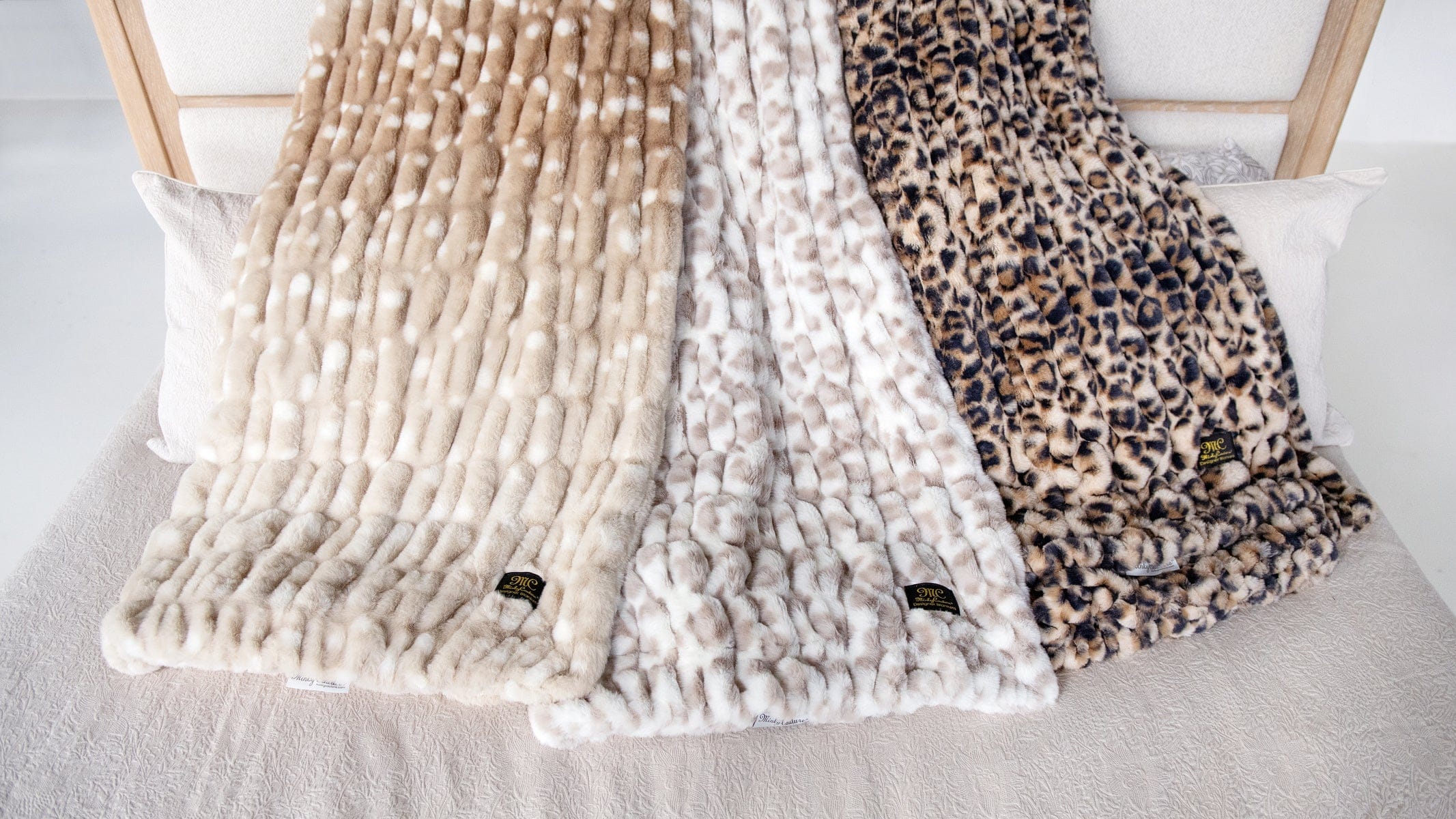 Hugs Antelope Blanket