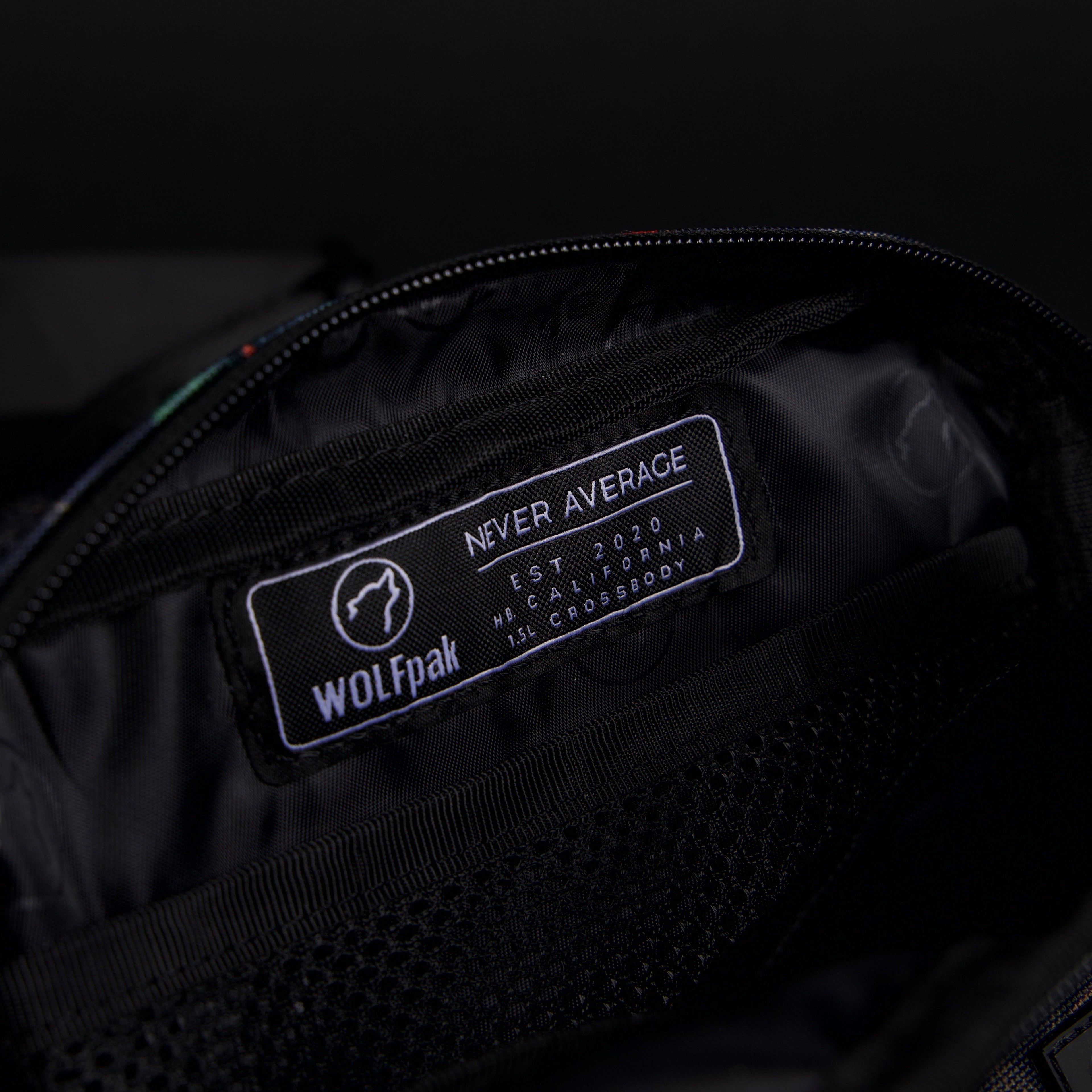 Crossbody Pack Love Never Dies