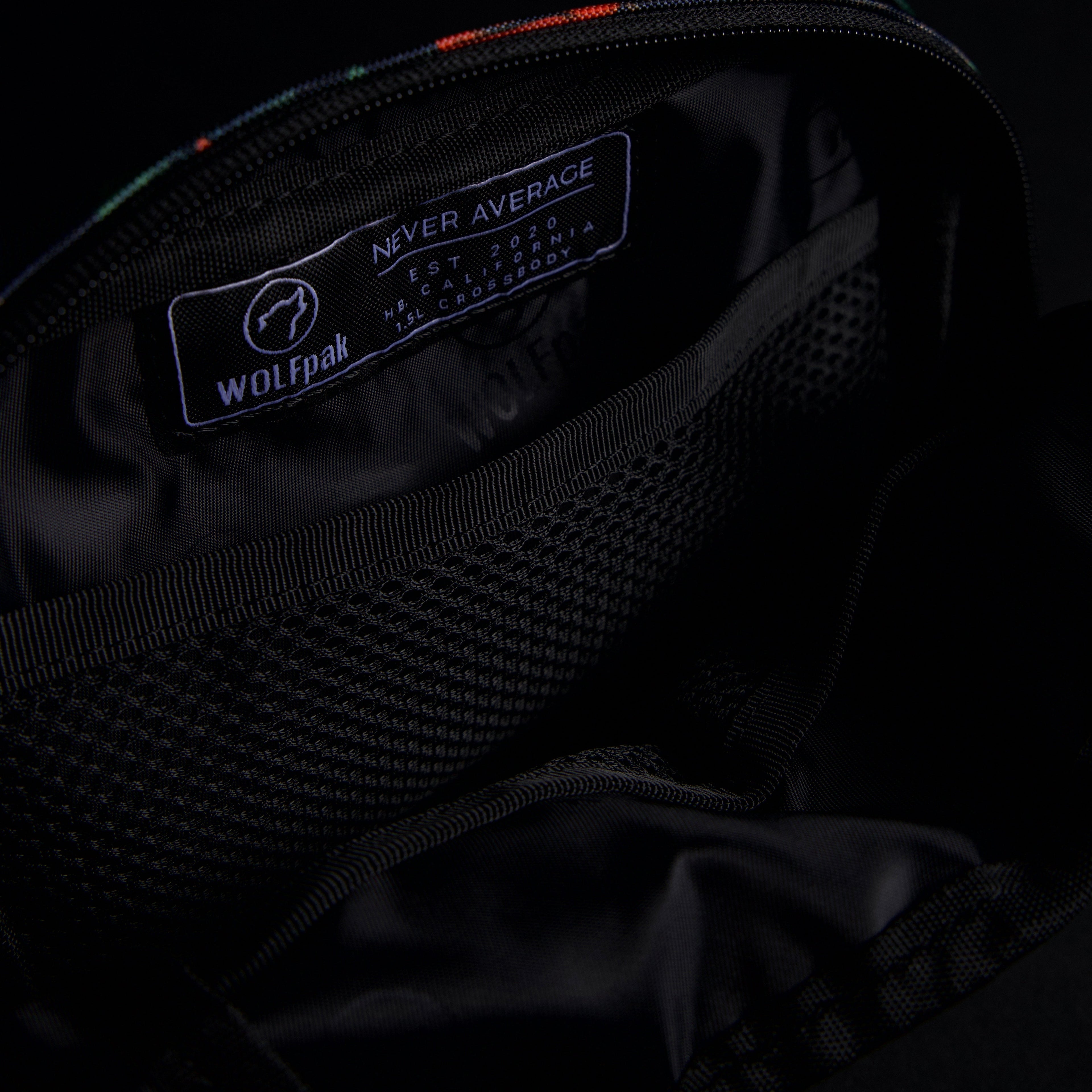 Crossbody Pack Love Never Dies