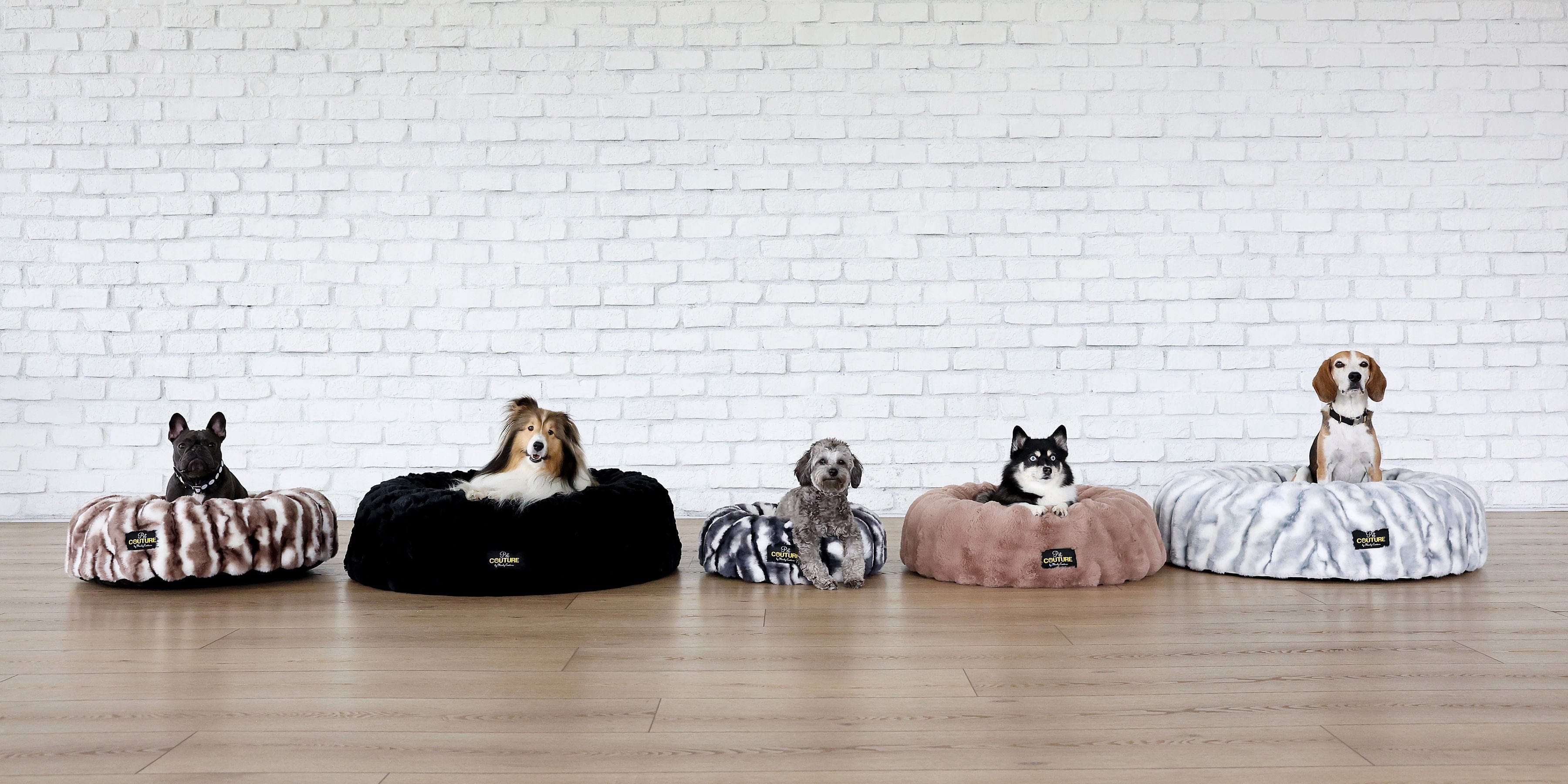 Black Crinkle Pet Bed