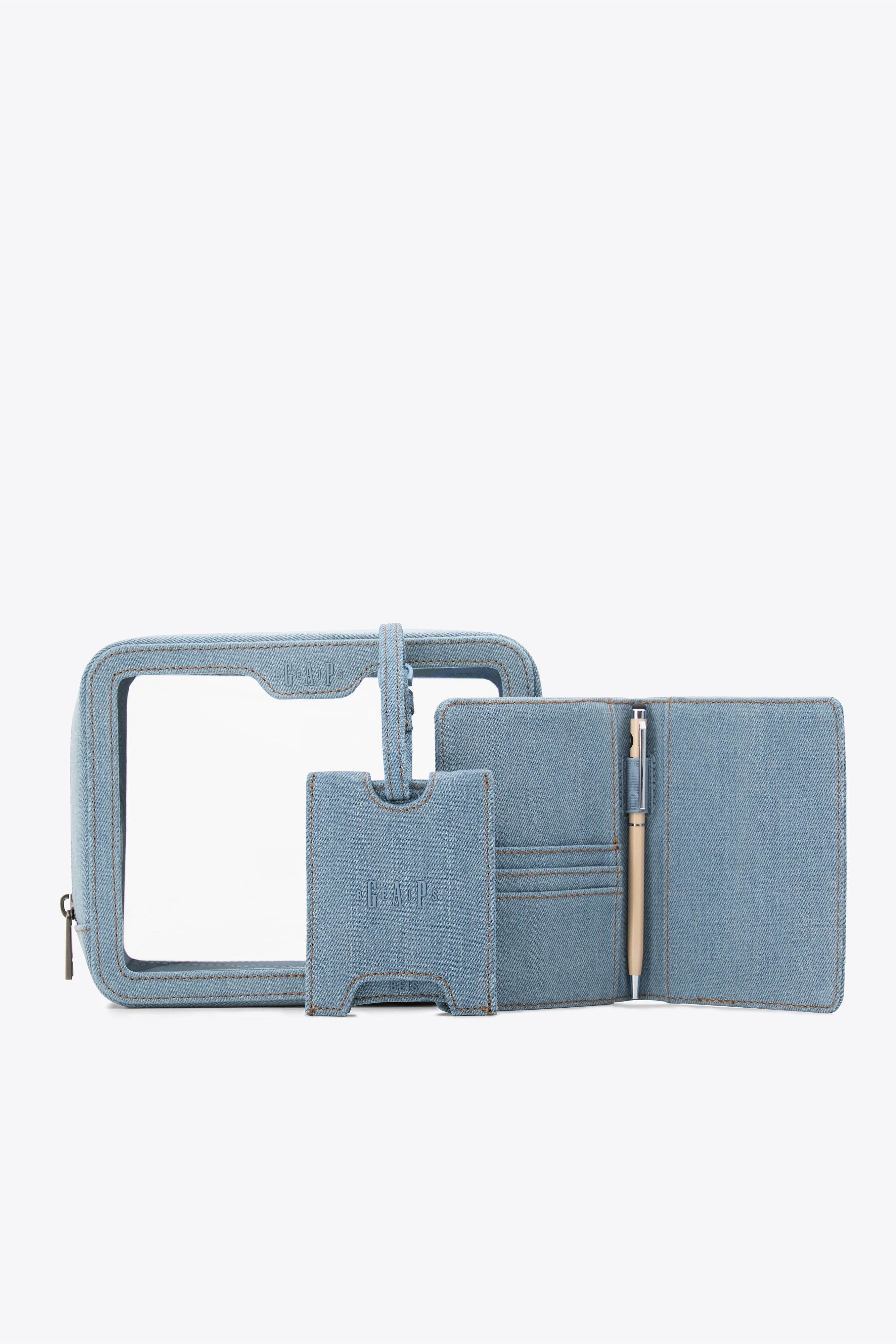 Gap x B�IS The Passport & Luggage Tag Set in Denim Blue