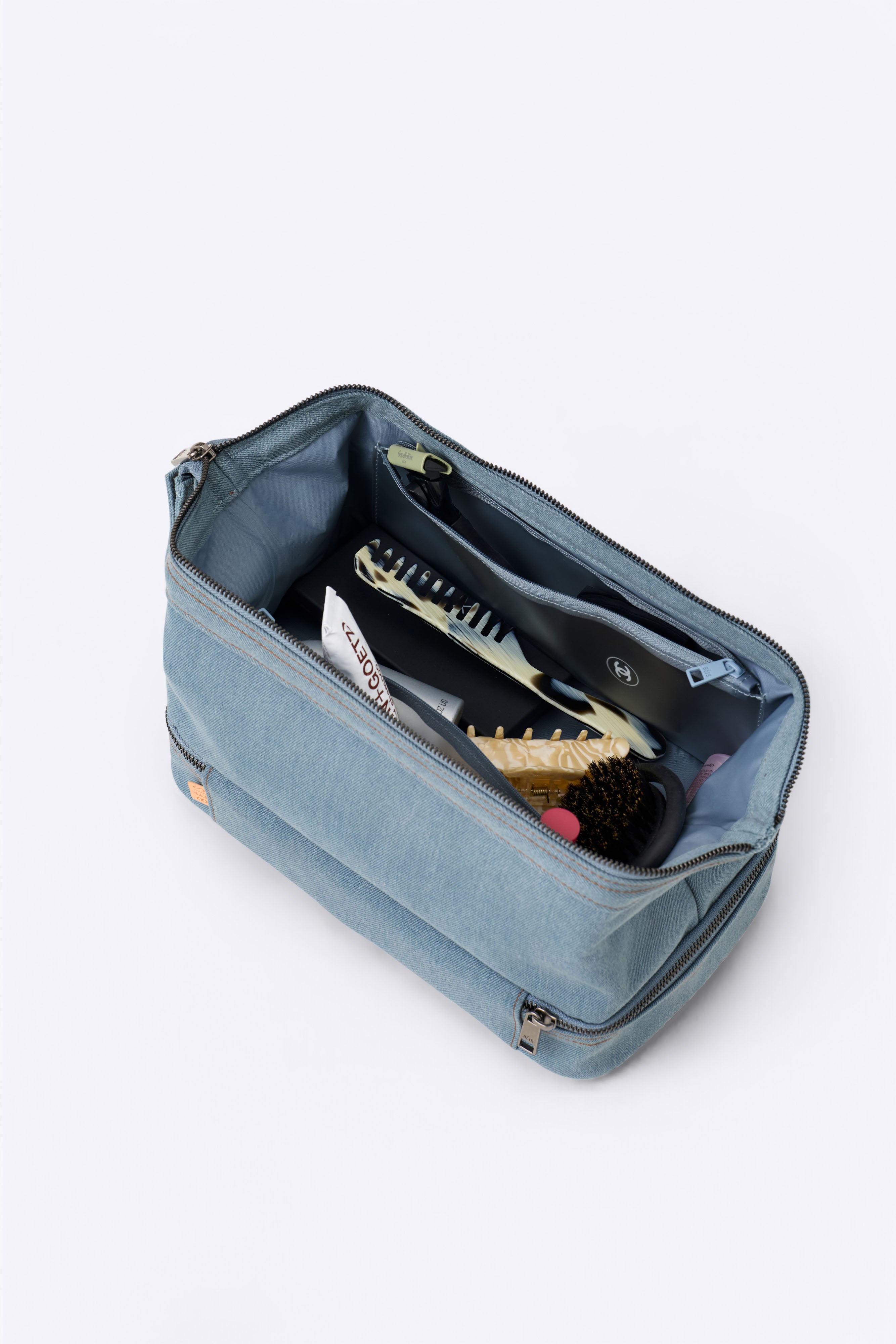 Gap x B�IS The Dopp Kit in Denim Blue
