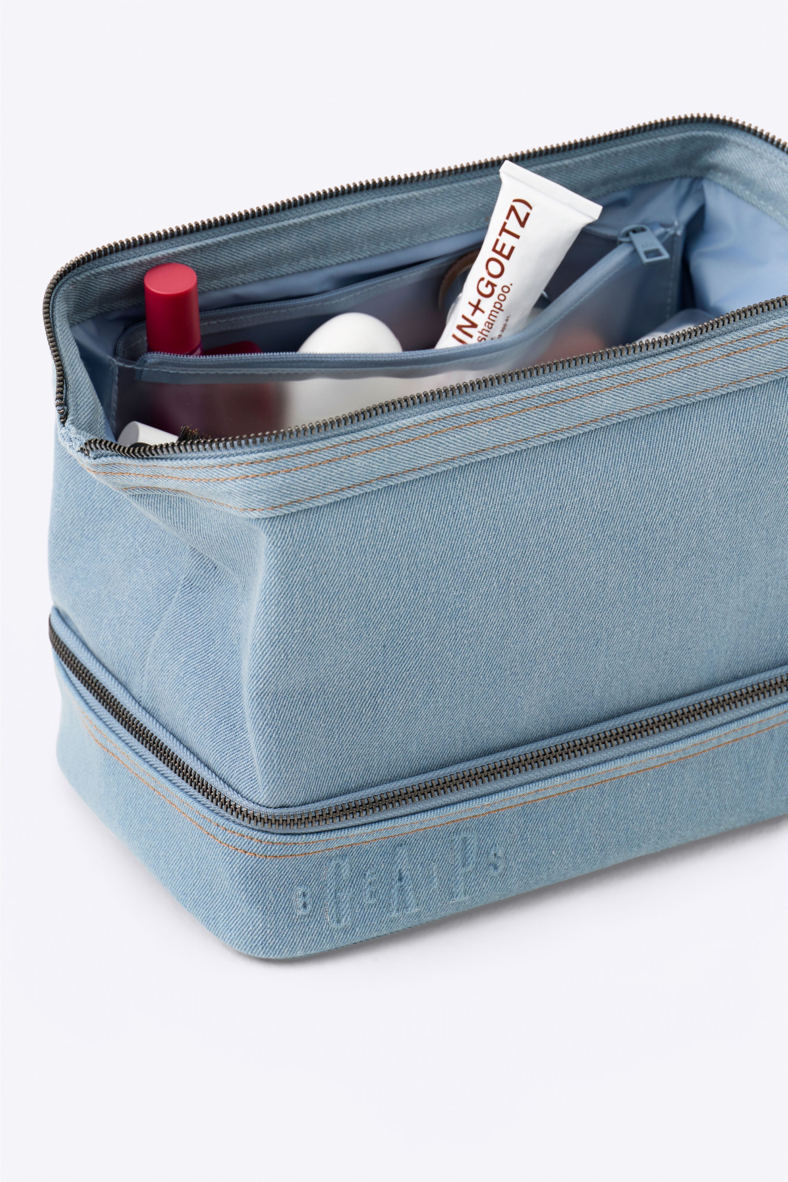 Gap x B�IS The Dopp Kit in Denim Blue